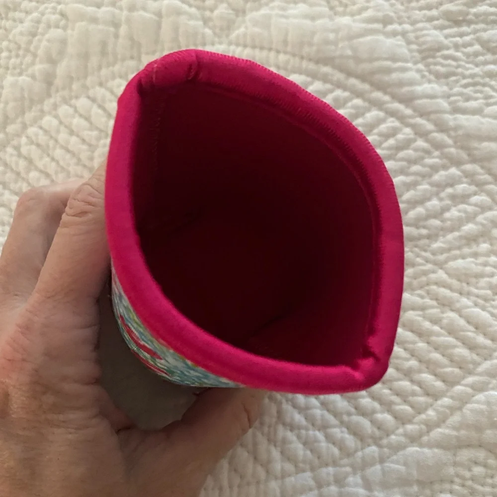 Lilly Pulitzer Koozie NWOT